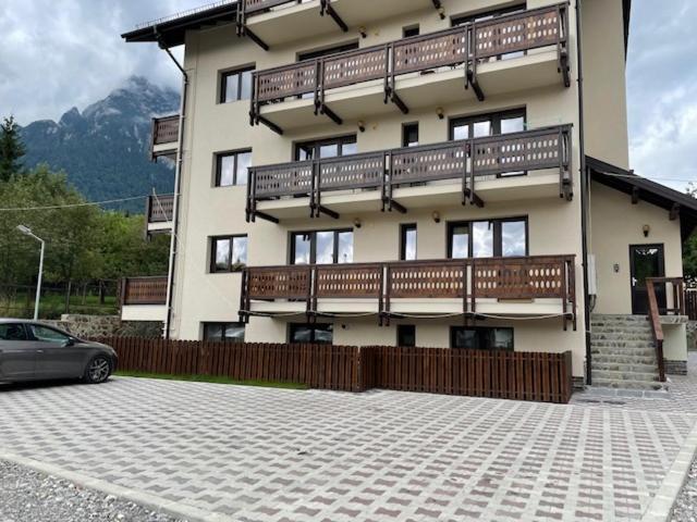 Belcara Apartment Buşteni Buitenkant foto
